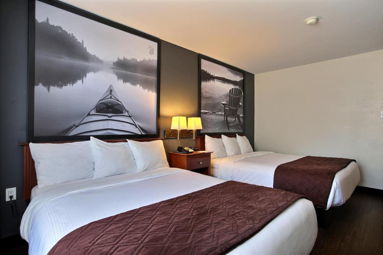 Super 8 By Wyndham Trois-Rivieres Hotel Room photo